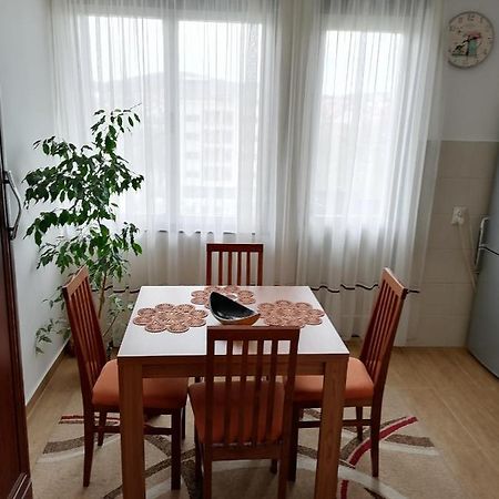Apartman Lena Arandjelovac Exteriör bild