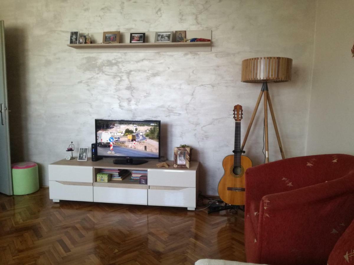 Apartman Lena Arandjelovac Exteriör bild